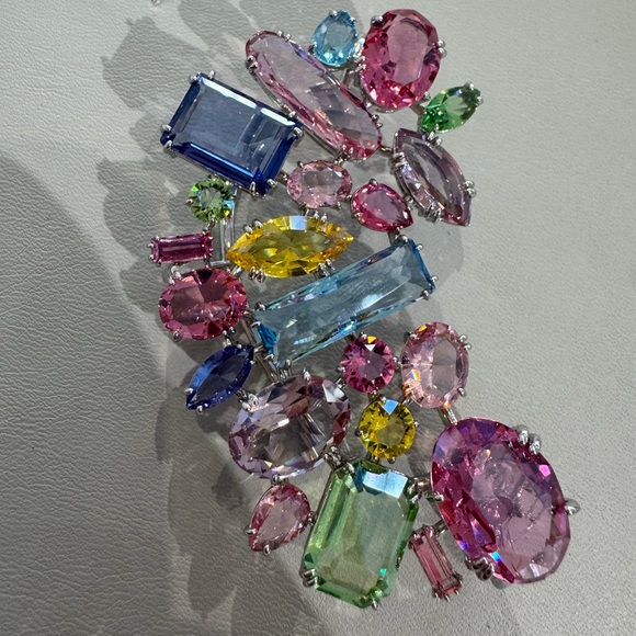 Swarovski Gema Ear Cuff Single, Oversized Crystals, Multicolored, Rhodium - Picture 3 of 7